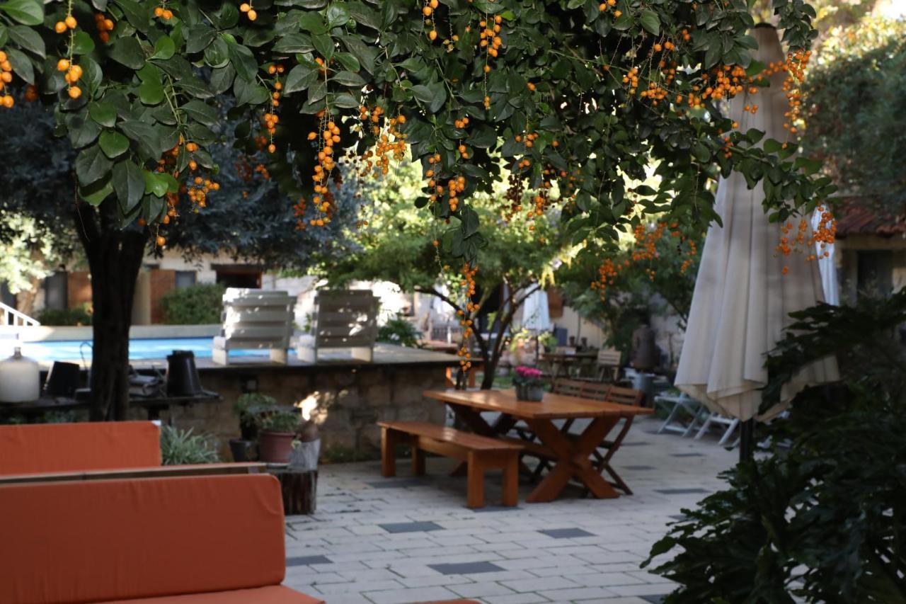 Отель Shulamit Yard Рош-Пинна Экстерьер фото
